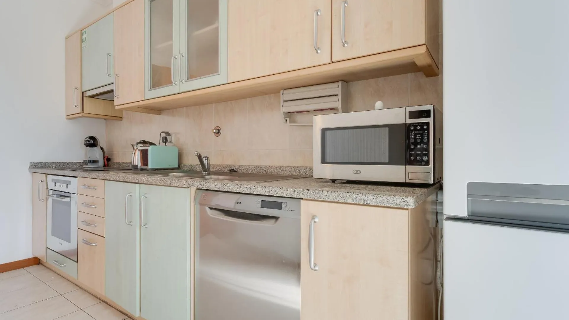 Camara De Lobos Apt By Hr Madeira Apartment