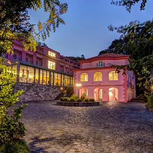 Bio - Quinta Da Serra Camara de Lobos
